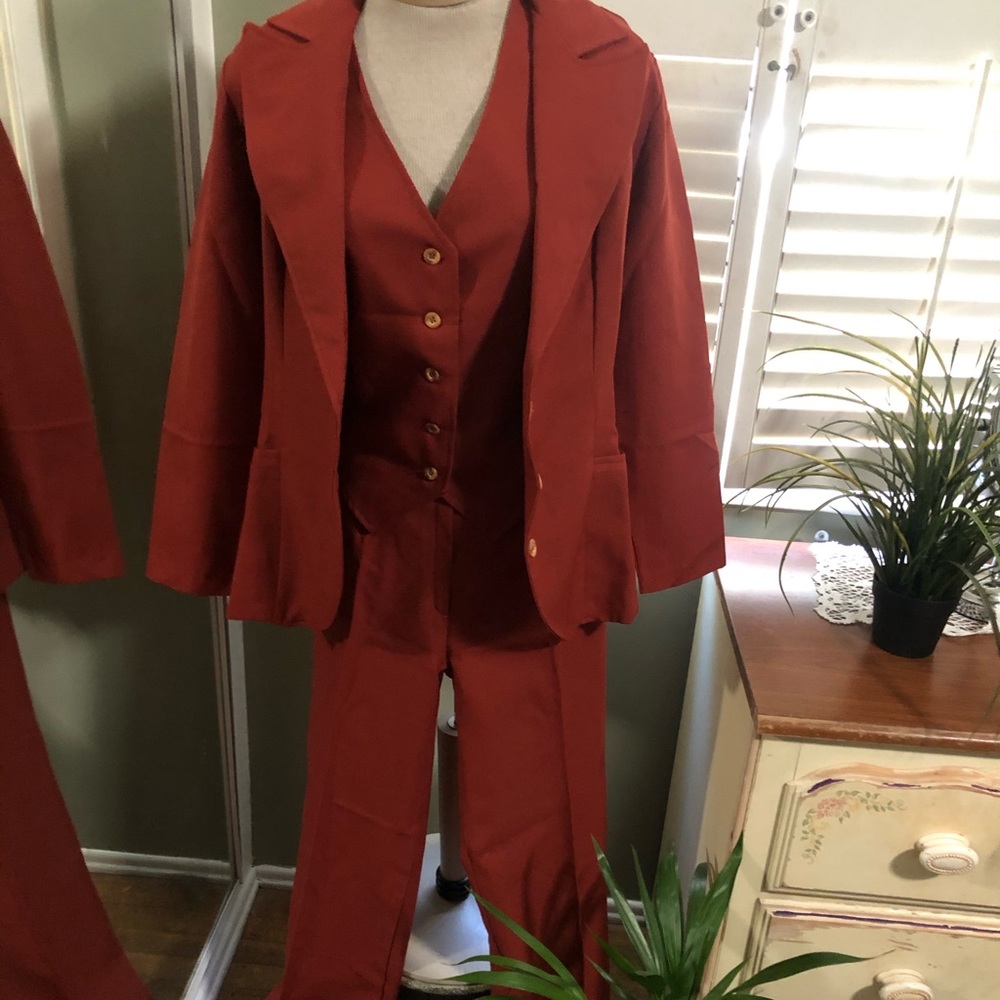 Vintage 3 piece polyester brick suit.